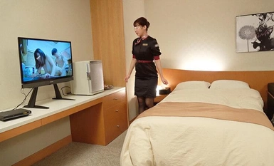 DVMM-062 การตรวจสอบชายและหญิงสามัญ AV รุ่นพิเศษแกล้งเพื่อนร่วมงานที่ทำงานในสายการบินพนักงานต้อนรับบนเครื่องบินที่สวยงามทั้งหมด! ที่โรงแรมที่เราพักอยู่ มีรุ่นพี่หญิงขาสวยและรุ่นน้องชายมาพักในห้องรวมโดยไม่คาดคิด! จู่ๆ ชายและหญิงก็เข้ามาใกล้กันในเหตุการณ์ซุก