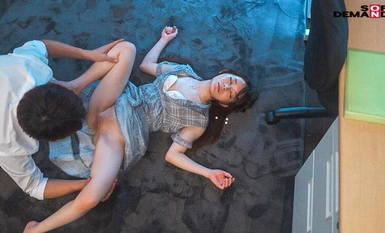 [モザイク破壊]SUWK-006 新居を仲介した女性客の部屋にスペアキーで侵入・睡眠姦レ●プ ～不動産会社営業・既婚男性A（35歳）の犯行～ 美好柚伽