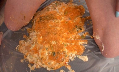 DOKS-595 도S가 게로이 라마에 깨어나서 연속 대량 구토! 토사물 묻혀서 토사물 손コキ에 토사물 파이즈리로 남자의 성욕에 마음껏 이용당해 어느새 성처리 전용 고기 변기로 변해버린 변태녀 모모네!