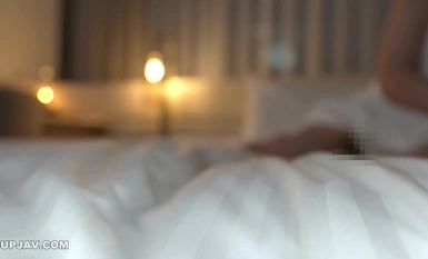 FC2-PPV-4266620 ※初回数量限定※★ドキドキ不倫アプリ★イケメンのデカ太ペニスでまん汁洪水メス堕ちSEX★結婚1年目・あやさん24歳