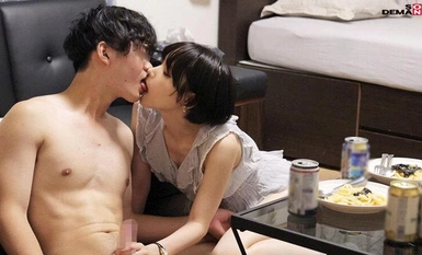 【馬賽克破壞】SDJS-221 初刷約會！預約SOD女員工一天！ ！在外面親吻處女，從早到晚充滿愛意的性愛記錄！ ！ ！柴崎春