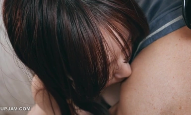 FC2-PPV-4245262 2/6までの間1500pt【巨乳・グラマー】最初はサバサバしてたけど本気で感じて本気になる。情が芽生える濃密セックス生中出し。