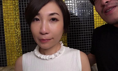 ZOO-114 40 岁的熟女业余熟女 Nakadashi Nakadashi 在交友网上认识的约会淫荡女人。