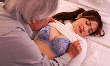 START-019 촬영지 귀가 후 동침 NTR 폭설로 귀가할 수 없게 된 날씨 언니가 음흉한 중년 감독의 끈적끈적한 파워ハラチ○ポ에 개발이 계속되는 하룻밤. 渚恋生(渚恋生(渚恋生)