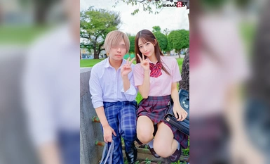 SDMM-161 女子○生限定 彼女さん！彼氏のチ○ポ当ててください！！inマジックミラー号 学園のマドンナ厳選SP【圧倒的4K映像でヌク！】