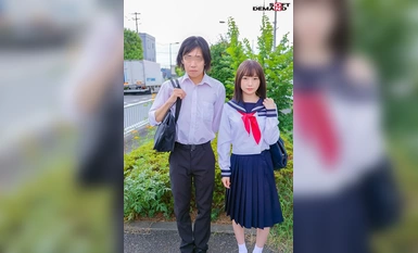 SDMM-161 女子○生限定 彼女さん！彼氏のチ○ポ当ててください！！inマジックミラー号 学園のマドンナ厳選SP【圧倒的4K映像でヌク！】