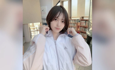 FC2-PPV-4245658 初撮影・顔出し！！明日まで限定！！僕の美容室で働く九州から上京してきた初心で押しに弱い新人美容師を店外に連れ出し野外猥褻！！上司という絶対的な立場を利用し2回連続生中出し！！