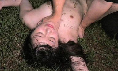 [Mozek Pemusnahan] SUWK-005 ``Ia adalah tapak perkhemahan di mana wanita boleh menikmatinya sendirian...'' Seorang perkhemahan solo yang cantik menjadi sasaran, diserang hendap di dalam tandas luar oleh orang yang tidak dikenali, diikuti, dan mero