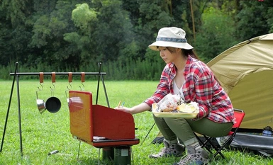 [Mozek Pemusnahan] SUWK-005 ``Ia adalah tapak perkhemahan di mana wanita boleh menikmatinya sendirian...'' Seorang perkhemahan solo yang cantik menjadi sasaran, diserang hendap di dalam tandas luar oleh orang yang tidak dikenali, diikuti, dan mero