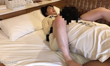 FC2-PPV-4247167 *500pt hanggang ika-28* [Kumpletuhin ang indibidwal na pagbaril] I creampied ang aking kaibigan. Syempre sikreto lang pero napaka-cute at mahal na bata.