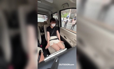 FC2-PPV-4235504 【合計：約2時間30分】露出調”教”の境地！！駅のホーム、電車内全裸コート、商業施設授"乳”室ハメ。バレるかもしれないという羞恥心の中、様々な玩具で弄ばれる剛毛JDが白目絶頂で完落ちする物語