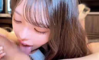 FC2-PPV-4227856 [NTR]【個撮】某大企業の受付嬢ハメ撮り超美スレンダー美脚みくちゃん１２。小悪魔肩出し白ニットつぶらな瞳でねっとりフェラ誘惑してくるみくちゃんにち●ぽで制裁！膣奥ガン突き大量中出し