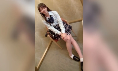 FC2-PPV-4245635 元ミスコン東北代表の18歳　足が震えて立てなくなるまで複数男による連続限界中出し4連続。　年初めに相応しい奇跡の商品です