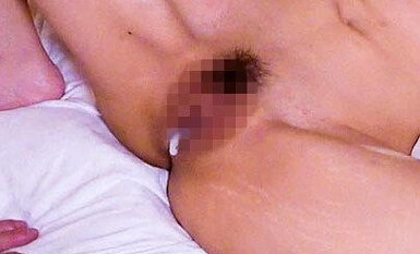 EMTH-117 Buat saya jatuh dengan batang tegak awak! ! Mak Cik Urut 3 Seorang wanita matang yang bekerja sebagai tukang urut kembara dikatakan mempunyai kadar yang tinggi untuk tidak melakukan hubungan seks kerana kekecewaan, tetapi jika dia mempamerkan bat