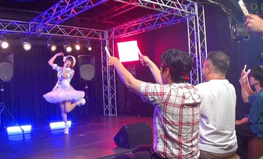 [Mosaic Destruction] Jualan Bantal Luar Paco STARS-991 Perfect Idol Bocor! Anda seorang penipu yang menjadi haiwan peliharaan yang patuh secara eksklusif untuk pelanggan gemuk dan mempunyai banyak hubungan seks! Mahiro Yuii