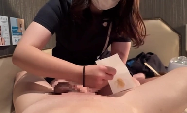 FC2-PPV-4241465 【ゲッター・未修正】美乳ニーハイ美女にイヤイヤながらも生挿入!!丁寧なご奉仕フェラとのギャップと感じまくってる様がエロい!!オリジナル版!!