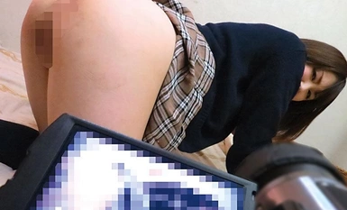 PES-098 与超 A 级美女的激烈性爱 PLAY、与女顽童的恶作剧性爱以及厚脸皮的阴部，8 人，2 盘。