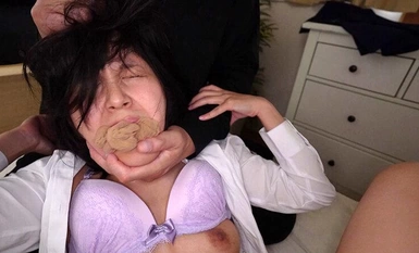 YMRK-015 以独居女职员为目标的恶魔强奸团伙，强行进入其住宅并强行发生性关系，受害者 M. K.