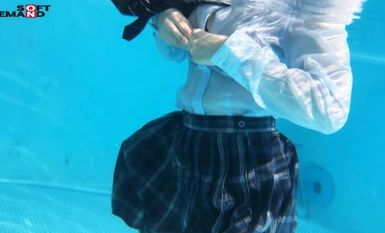 SDAB-296 与在校内援助配对服务中结识的低年级学生在学校各处发生生性关系，性偏差一扫而空，中桥禁令解除安津樟。