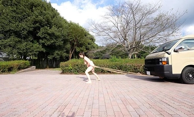 SGKI-011 Universiti Pendidikan Jasmani Kisarazu Kelab Sumo Wanita ``Saya tidak mahu kalah dengan lelaki, betul-betul'' Apabila saya berdiri di gelanggang, saya terus mengekspresikan wajah saya dan menangani apa sahaja yang dilemparkan kepada saya!