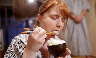 SGKI-011 Universiti Pendidikan Jasmani Kisarazu Kelab Sumo Wanita ``Saya tidak mahu kalah dengan lelaki, betul-betul'' Apabila saya berdiri di gelanggang, saya terus mengekspresikan wajah saya dan menangani apa sahaja yang dilemparkan kepada saya!