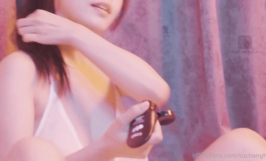 Su Chang mainan percubaan goncang payudara wanita (1)