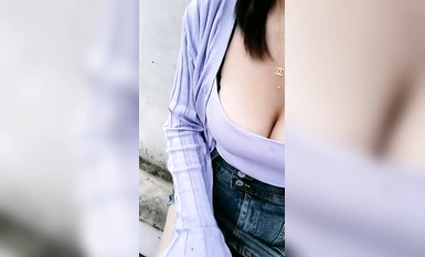 Field Master @Outdoor gadis berpayudara besar memakai alat penggetar untuk keluar dan pertunjukan kebajikan pertempuran tangan ke tangan (10)