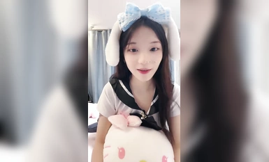 Gadis sekolah yang sangat comel dengan stoking berganda hitam dan putih membawa Xiaoyu pulang (8)