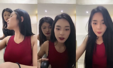 Xiao sangat cantik! [Brilliant Winter Melon] Gadis sekolah terbaik~Memetik lubang dengan alat peraga dan melancap~Dua wanita perempuan~menari telanjang~sangat keren~ (23)