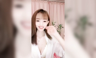 新人曼妙女神下海✈20小時【果果兒】全裸騷舞開穴自摸爽 (4)