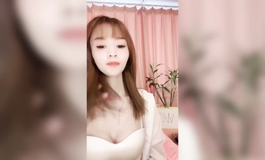 เทพธิดาองค์ใหม่ผู้สง่างามลงทะเล✈20ชั่วโมง [Guo Guoer] เต้นรำเปลือยสัมผัสช่องคลอดของเธอและรู้สึกดี (3)