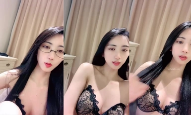 【甜桃】高挑模特身材~黑絲長腿~勾引脫衣秀 (4)