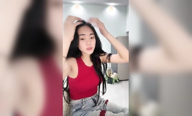 灬超級漂亮！【燦爛冬瓜】極品學妹~道具摳穴自慰~雙女御姐~全裸騷舞~爽死了~! (14)