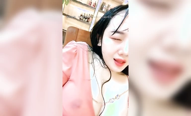 Bà chủ khách sạn hút thuốc tốt nhất @ Triển lãm Phúc lợi Tiêu chuẩn Yangyang (8)