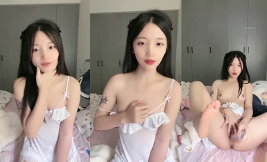 High-color female anchors small rice congee video compilation (2)