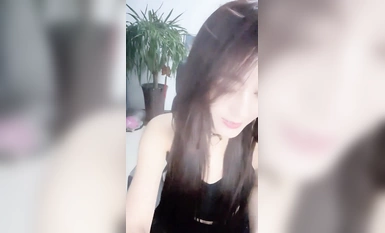 넷플릭스 얼굴 고색창연한 검은 비단 소녀 눈물 흘리는 야생의 흥분 추구 (3)