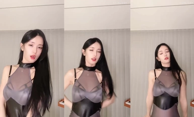 Tổng hợp 10 clip nhảy live của Ning Yichun (1)