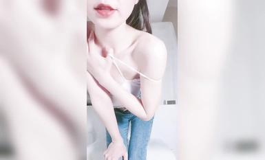 175 [Fitness Baby] สวยสุด ๆ เหมือนนางแบบ ~ ชอบฉีดยีนส์เปียก ~ โชว์ช่วยตัวเอง (4)