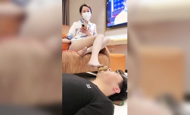 Latihan Ratu Pramugari [Amatur Dibangunkan] Latihan Yang Jarang dan Sangat Tidak Normal Bahasa Kotor dan Bahasa Kotor Ratu untuk Stoking Asli Lelaki Fetish Satu pengalaman baharu Anjing hanya boleh menjadi semakin jahat dan menuntut kepatuhan tanpa syarat