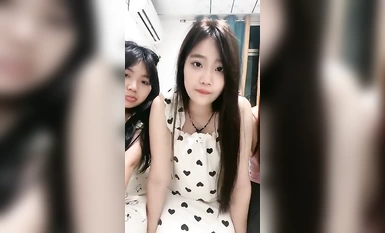 19歳の女子大生が親友を連れて海へ～3人でお出かけ！(4)