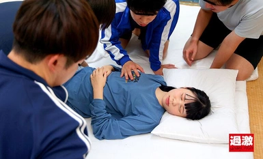 [모자이크 파괴]NHDTB-913 선배에게 강제로 좆을 먹인 직후...합숙 하이에나 집단 추행 약점을 노리는 음흉한 녀석들에게 둘러싸여 연속으로 질내사정을 당한 여자 매니저