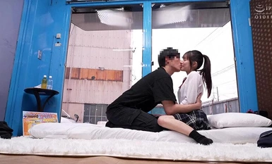 TOTTE-181 達成できれば賞金＋脱出！部活帰りのJ〇アスリートとコーチが挑戦するエロ四十八手チャレンジ！ 恥ずかしい（照れ）と言いつつも、教え子のキツマンが気持ちよすぎて 激しくなるピストンに連続アクメ！最後には中出しまで許しちゃう？撮って出しマジックミラー号！～れい＆…