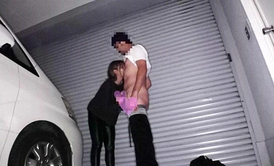 PYU-384 Raw sex sa isang may tattoo na babae na magaling sa nipple torture