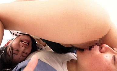 KING-246 Dinilaan ang pawis ng kabataan! Isang hamon kung saan hinihiling ko kay J〇 mula sa sports club na lumuhod sa aking mga tuhod at dilaan ang bawat pulgada ng aking katawan! Kung bibigyan mo siya ng malagkit na labi sa mga sensitibong erogenous zone