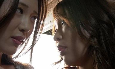 AUKG-594 好色 美熟女レズビアン ～自堕落な性欲にまみれて～