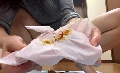 KBMS-167 自己拍攝的又臭又尷尬的排泄視頻