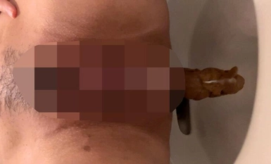 KBMS-167 自己拍攝的又臭又尷尬的排泄視頻