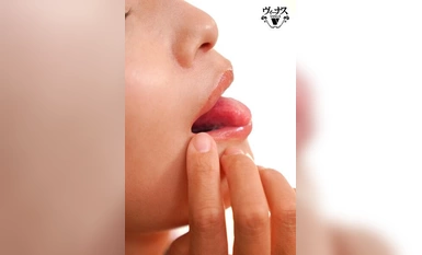 VAGU-268 我的超级美女老婆一边盯着我看，一边反复给我口交，我爽歪歪了。 小早川玲子