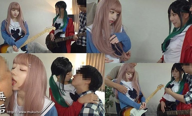 MUKC-062 発情期で盛り中のバンド女子たち セックスにハマり過ぎてる美少女たちとオフパコ乱交。中出し、汁まみれ、イキまくり。 渋谷あかり 小島みこ