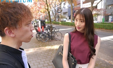 PRED-679 年轻的霍普拒绝了一份工作，她被传唤到一家酒店，肉臀对对碰！肉臀火辣！在种子压榨机中一遍又一遍！一遍又一遍一次又一次呼吸情色骚扰女老板星宫一香让她在中田希 15 回合后加入公司。